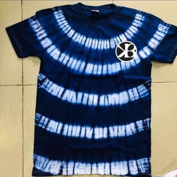 Tie & dye Polo Tops (Adire) Handmade 💯 cotton - Picture 3 of 3